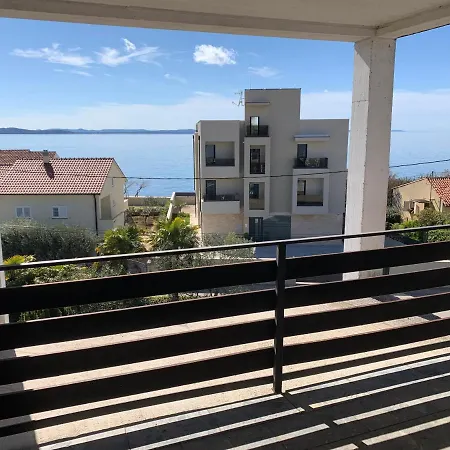 Διαμέρισμα With Large Seaview Terrace Ζαντάρ