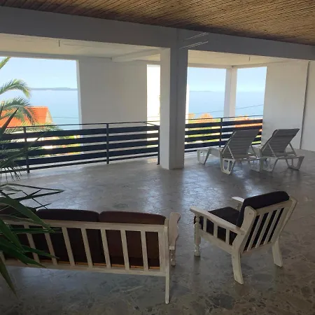 Апартаменти With Large Seaview Terrace *