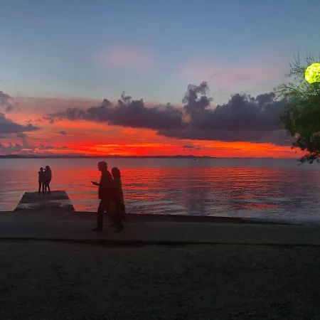 With Large Seaview Terrace Apartamento *